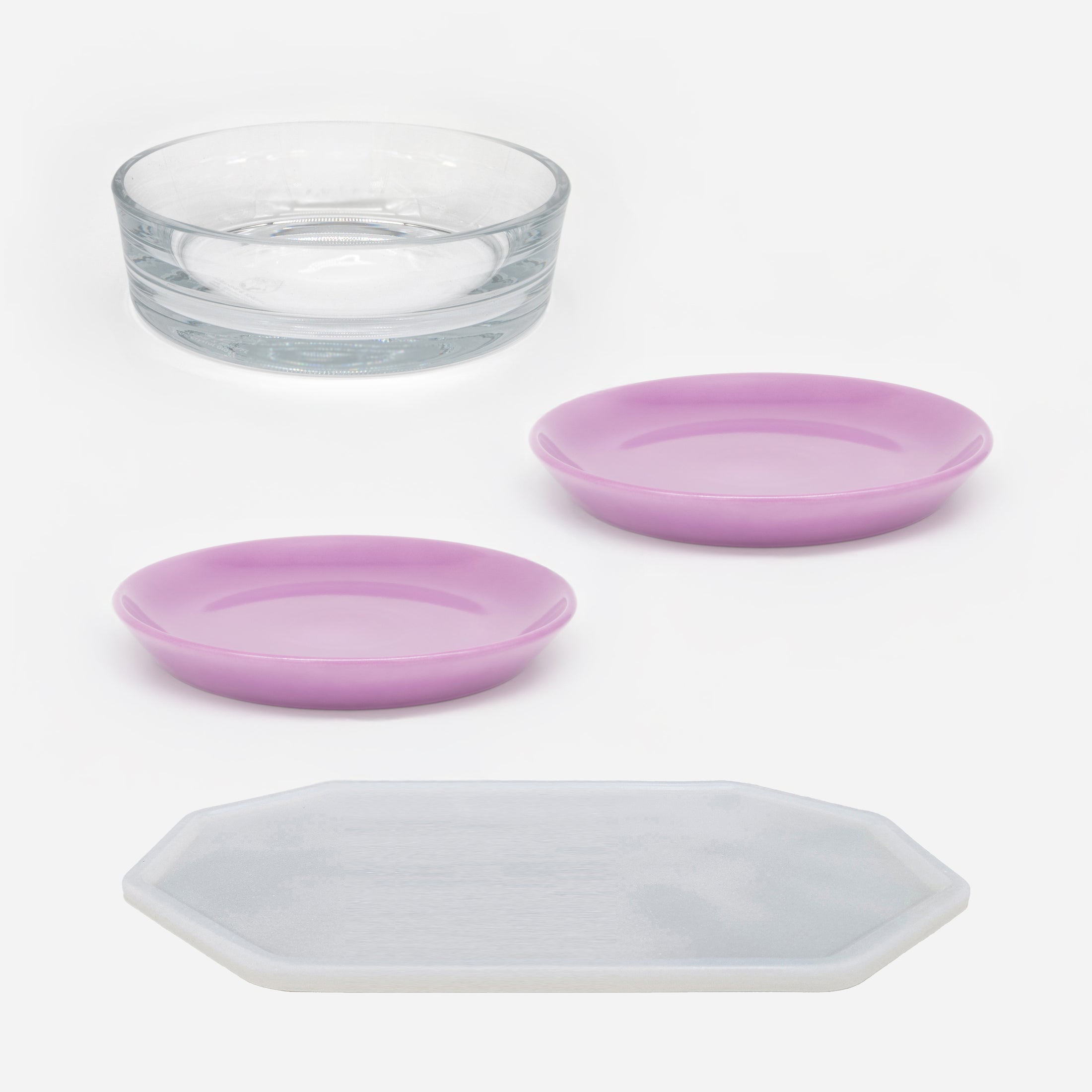 Übersicht Einzelteile Essgeschirr-Set in Größe 20 cm für Katzen – 2 pinke Katzenteller, 1 Trinkschale, 1 Unterlage (200)