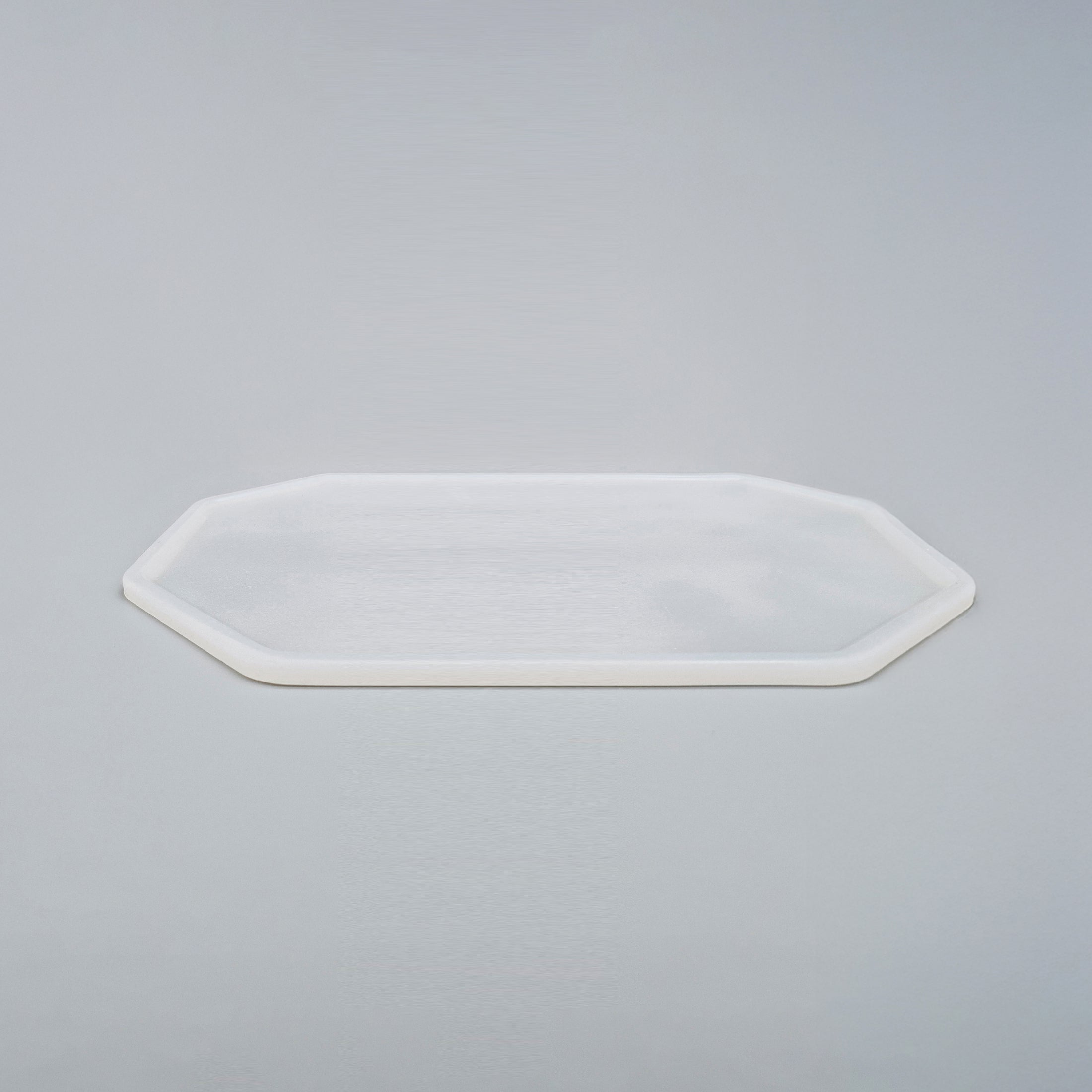 Set-Bestandteil farblose Silikonunterlage für Katzengeschirr in Größe 22 cm – Ansicht von schräg oben (220)