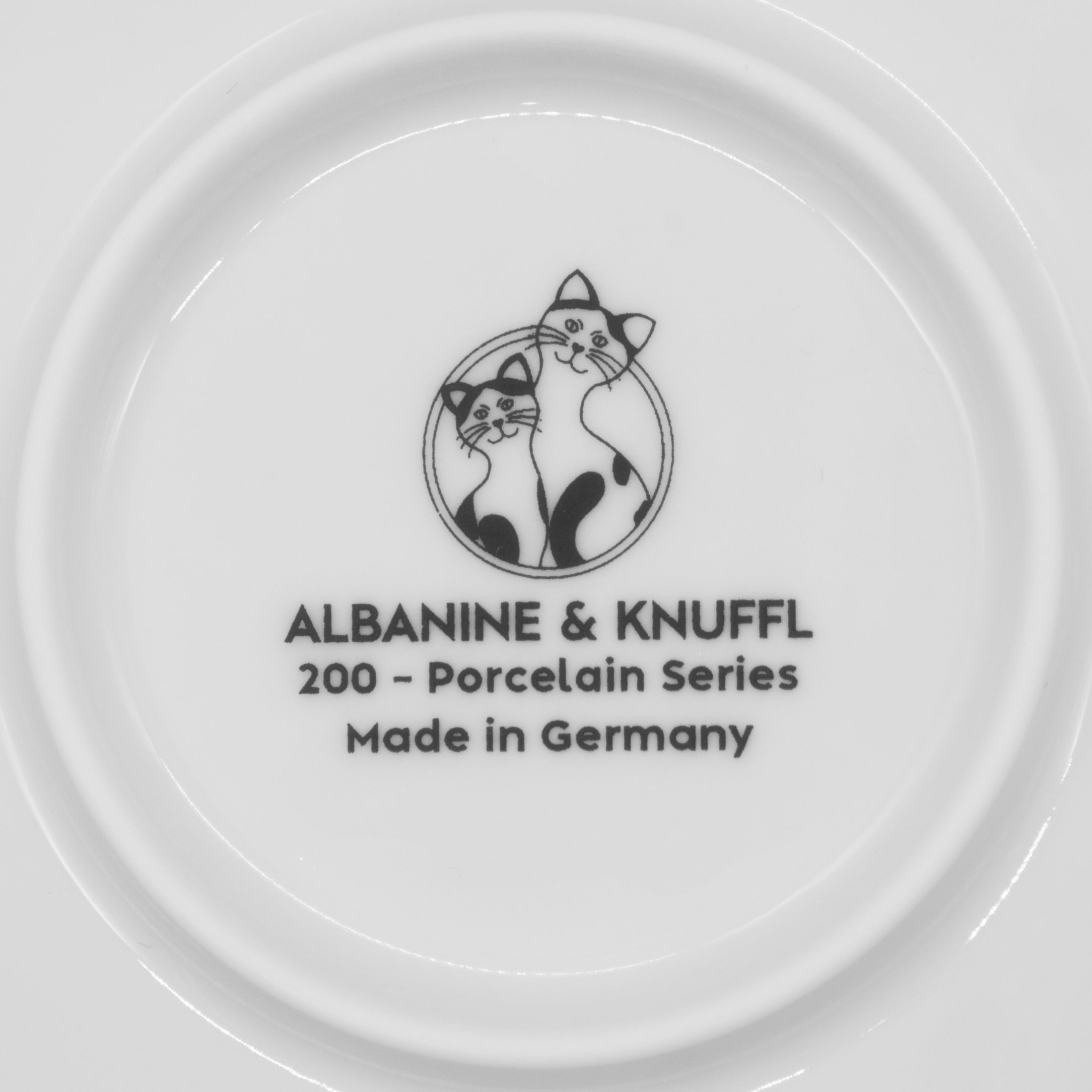 Nahaufnahme Bodenmarke auf Rückseite Set-Bestandteil Katzenteller aus Porzellan in Größe 20 cm (200)