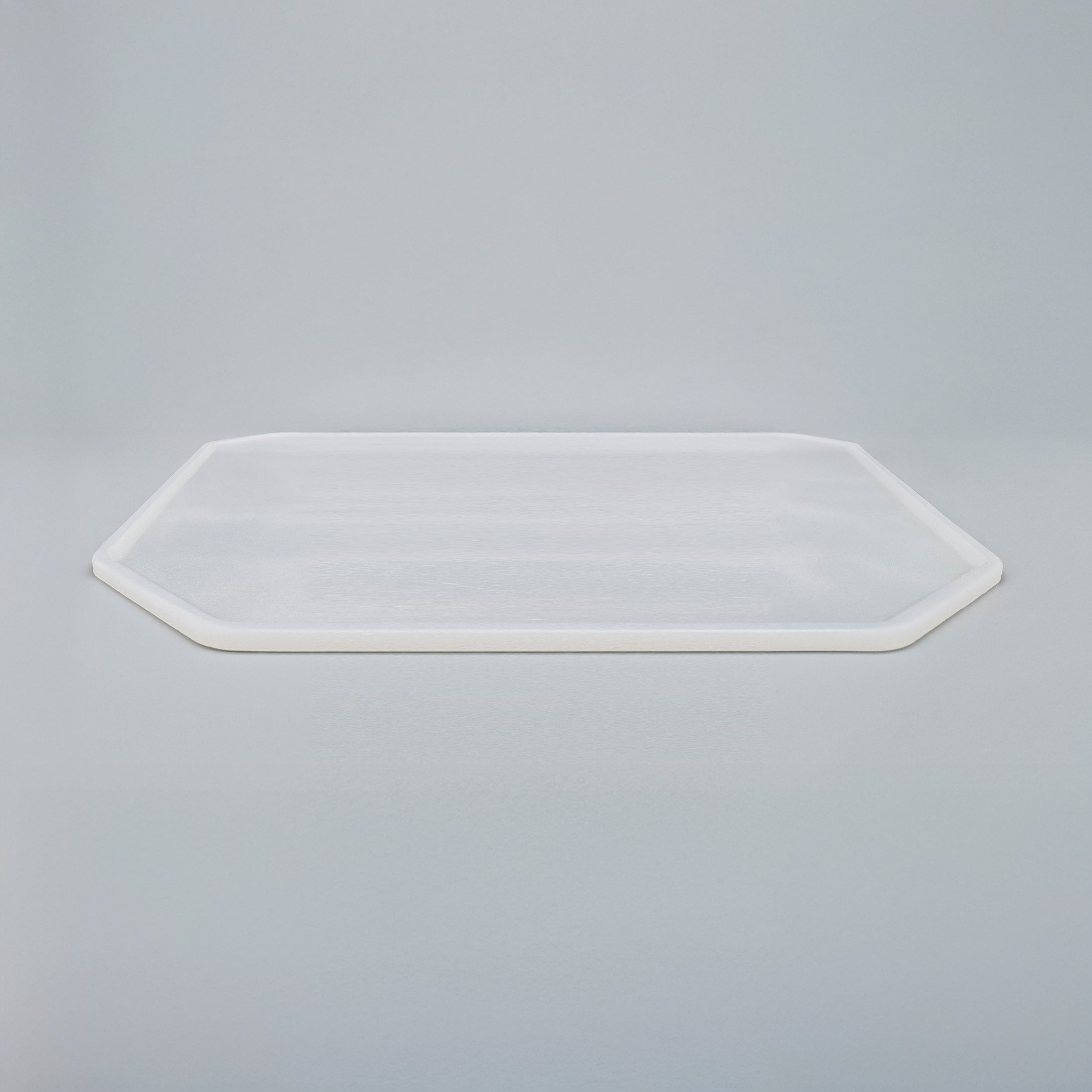 Set-Bestandteil farblose 4er Silikonunterlage für Katzengeschirr in Größe 20 cm – Ansicht von schräg oben (200)