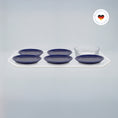 Bild in Galerie-Betrachter laden, Essgeschirr-Set für Katzen: 5 dunkelblaue Porzellan-Katzenteller und 1 Glas-Trinkschale in Größe 20 cm auf farbloser Silikon-Unterlage (200)
