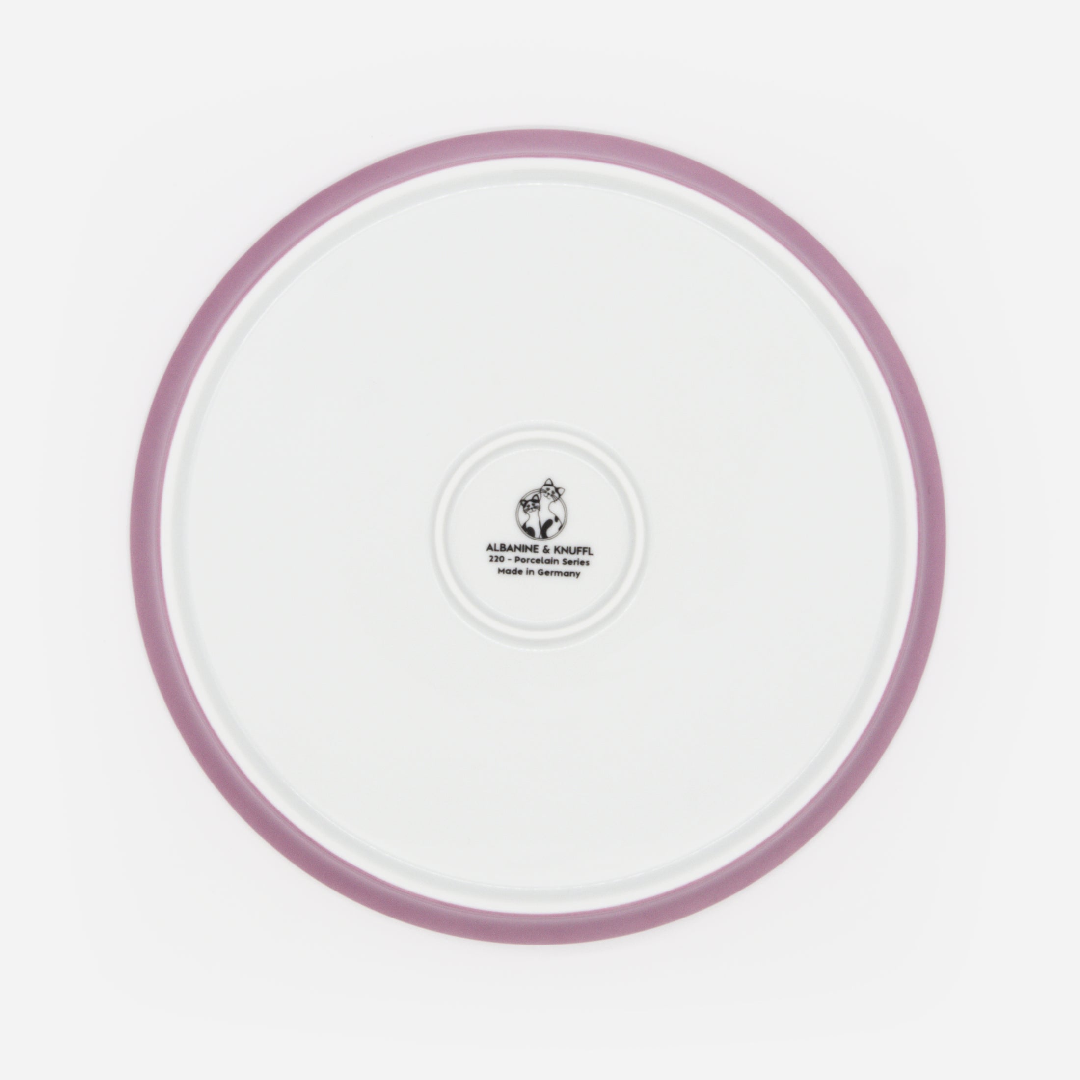 Rückseite Katzenteller pink aus Porzellan in Größe 22 cm mit Füßen und Bodenmarke – Ansicht von oben (Berry Shake)