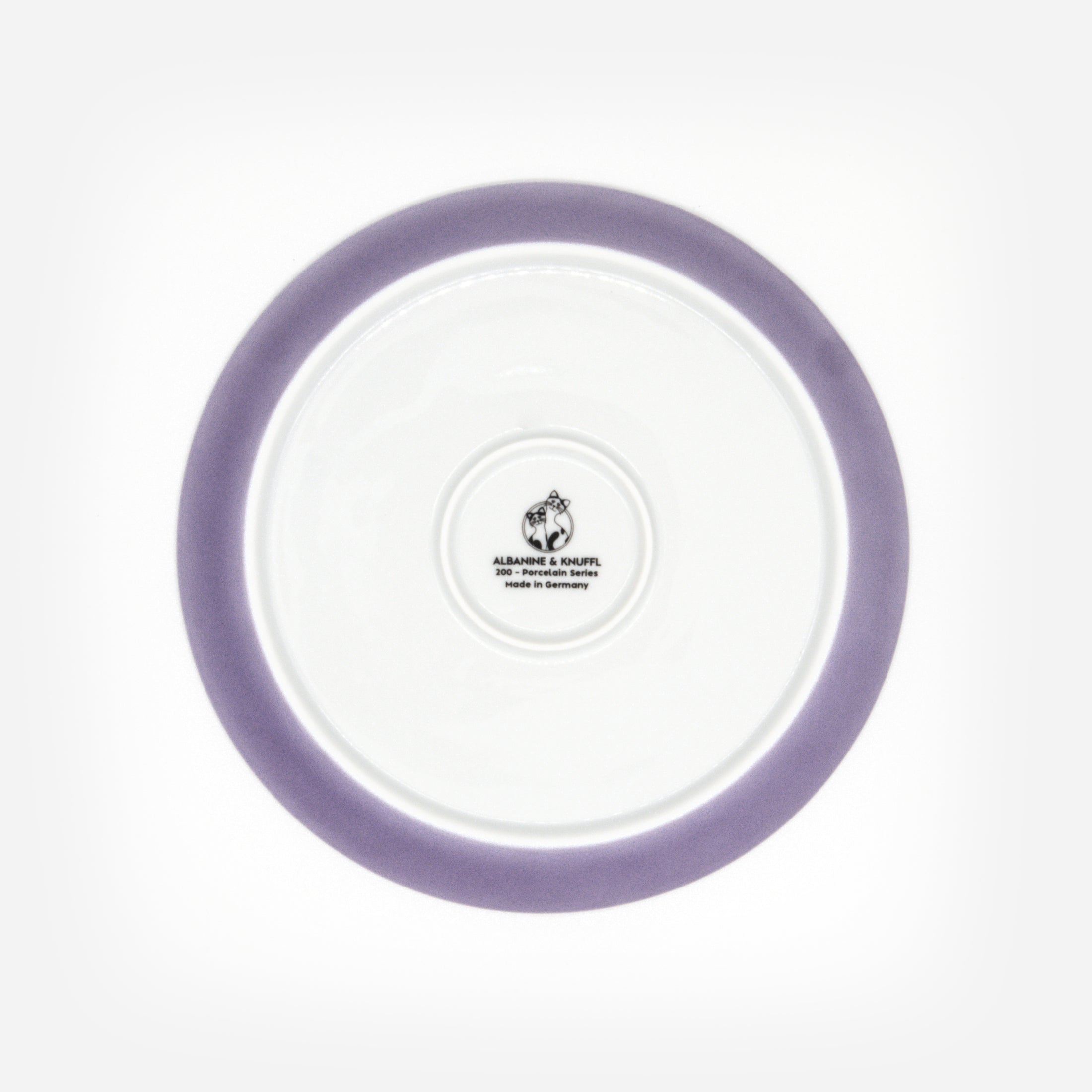 Rückseite Katzenteller violett aus Porzellan in Größe 20 cm mit Füßen und Bodenmarke – Ansicht von oben (Easter Egg)