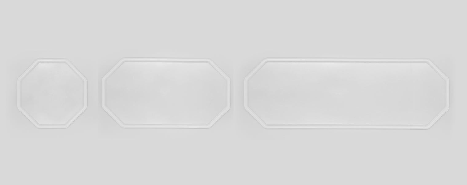 3 silicone cat dinnerware placemats side by side in 3 different sample sizes by Albanine & Knuffl – top view