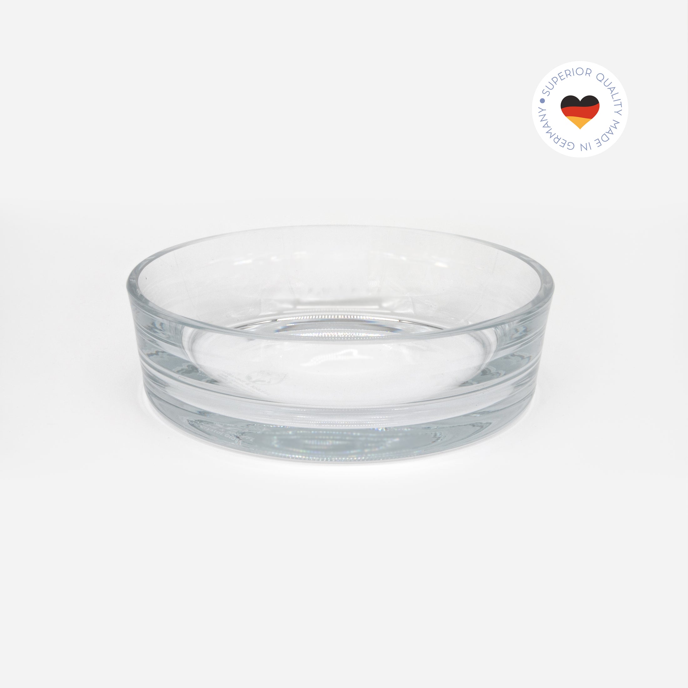 Trinkschale für Katzen aus farblosem Kristallglas in Größe 20 cm – Ansicht von schräg oben